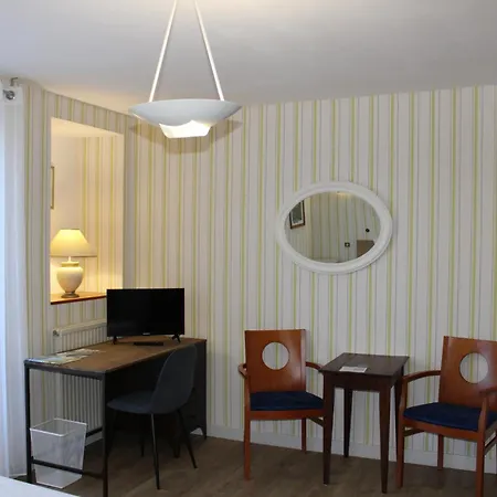 Domaine Des Pieris - D'hotes Guest house Grandcamp-Maisy