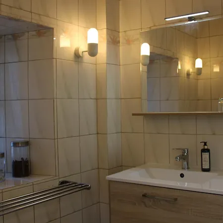 Affittacamere Domaine Des Pieris - D'hotes Grandcamp-Maisy